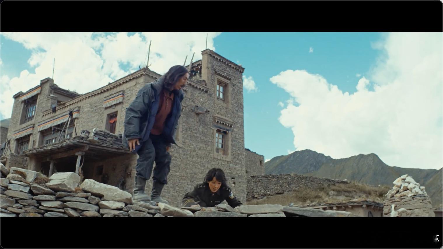 1集散了2集死了3集爆了《生命树》巡山队对战盗猎者太揪心！双方实力悬殊堪称硬仗，