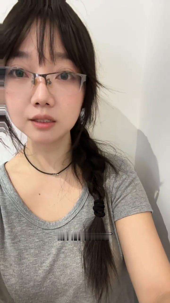 朋友们，今天满了，但师傅空了。我现在发现我跟师傅的分歧越来越大，我想要上塔山，师