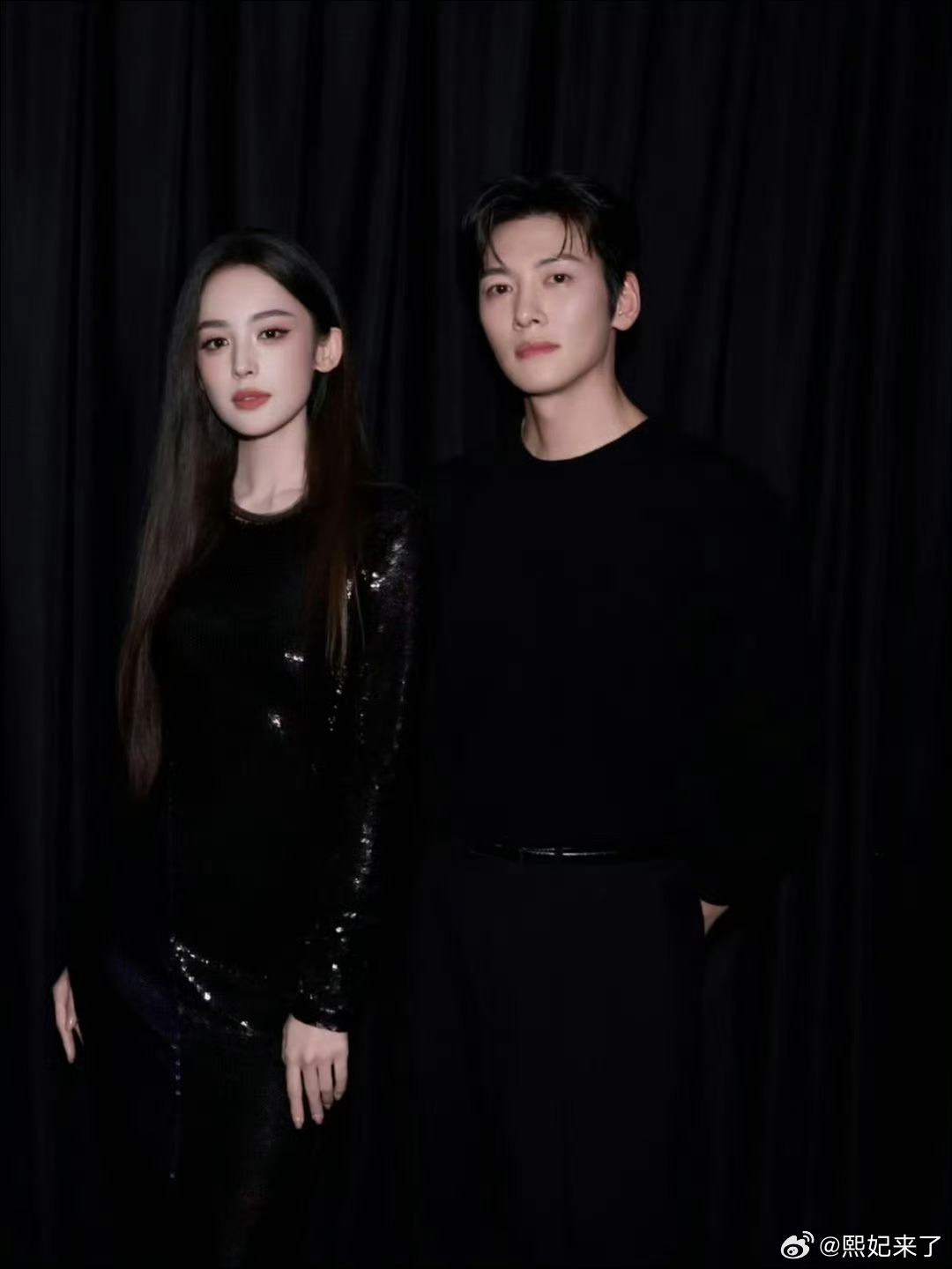 娜扎池昌旭又同框了好美的两张脸[期待][期待][期待]巴黎时装周娜扎和池昌旭又同