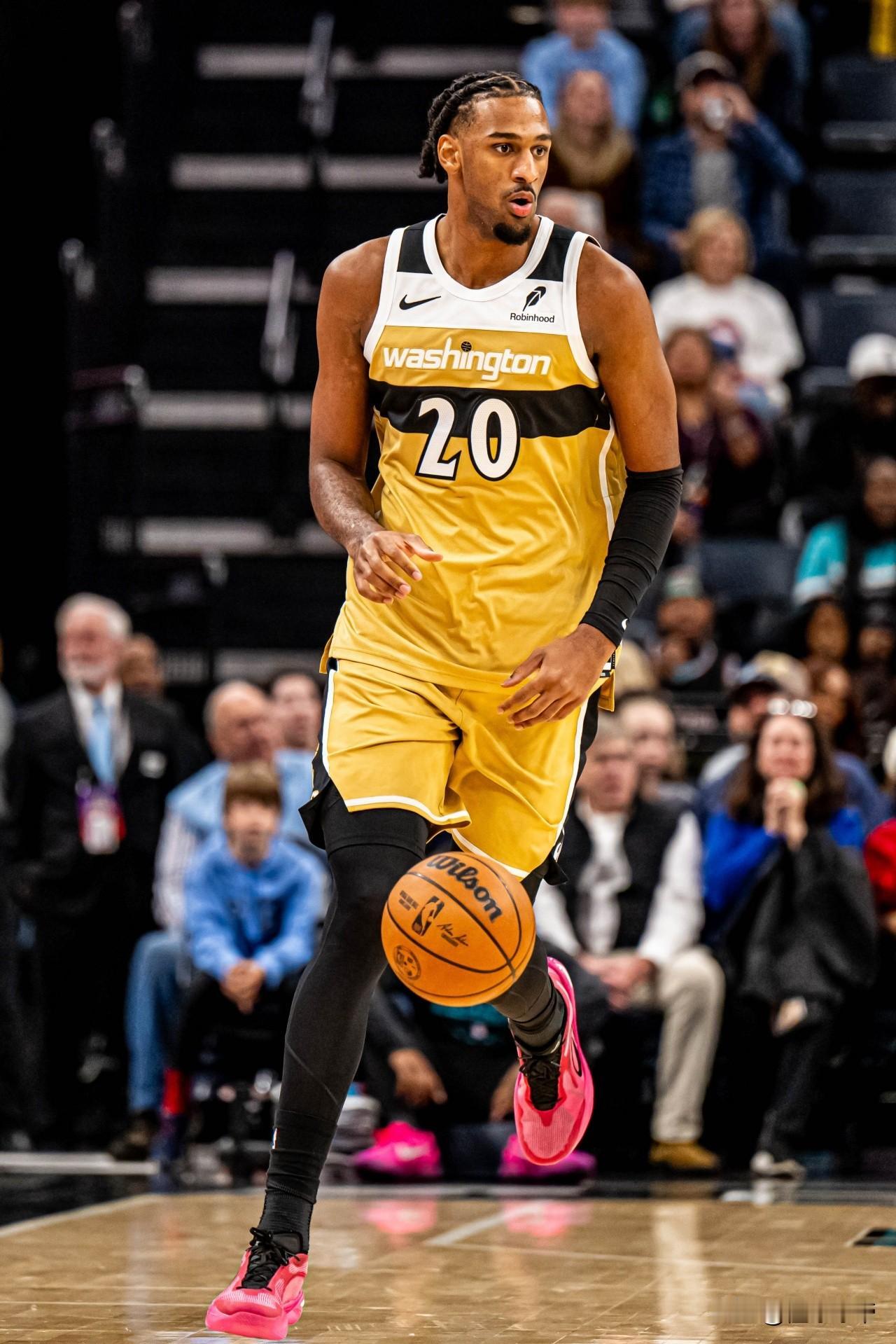 比状元强太多了，萨尔爆砍23分8篮板4封盖登顶联盟盖帽王!

在今天奇才与魔术的