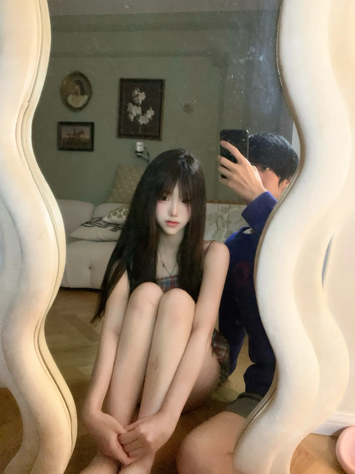 闺蜜 拍照姿势 对镜拍 分享 黑头发