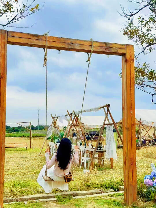 绝美稻田露营地