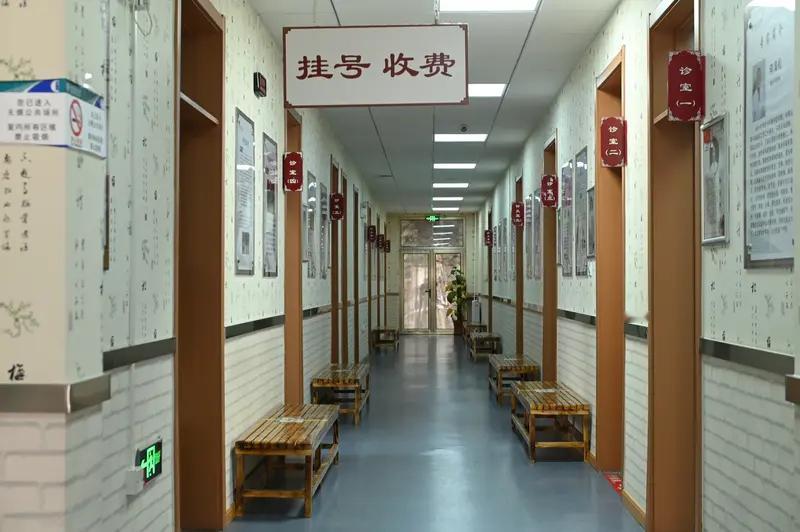 中国医科大学附属盛京医院于近日在沈阳开设“浑身不得劲”专病门诊，聚焦疲劳、失眠等