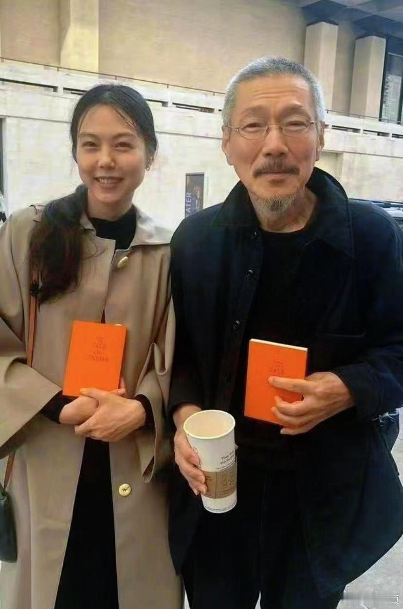 🌊金敏喜洪常秀带宝宝参加发布会🌊金敏喜洪常秀带宝宝参加发布会        