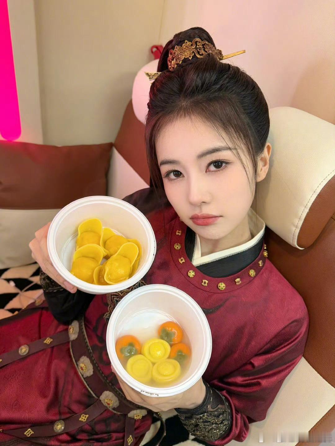 白鹿谢谢思念  谢谢思念 