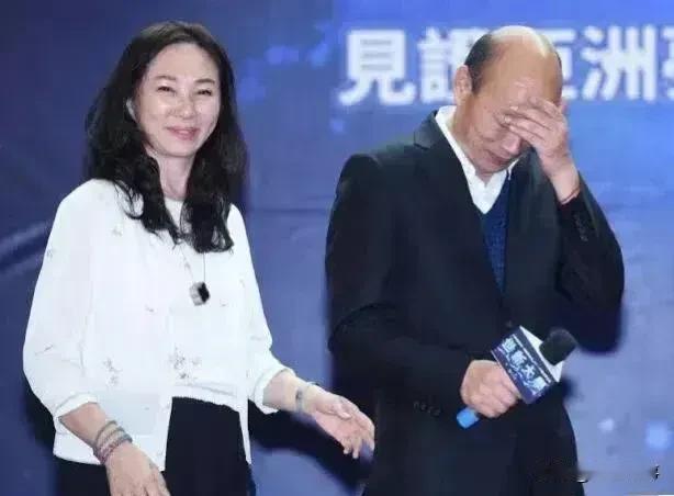 侯汉廷这小子职场失意希望你情场得意，继续努力，韩冰就看你的了……！
4年以后如果