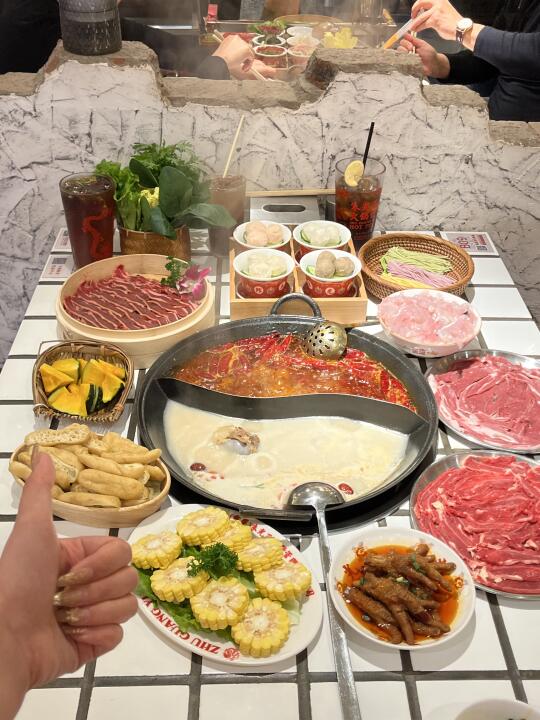 陶溪川！这家火锅店！好吃哭了😭😭😭……