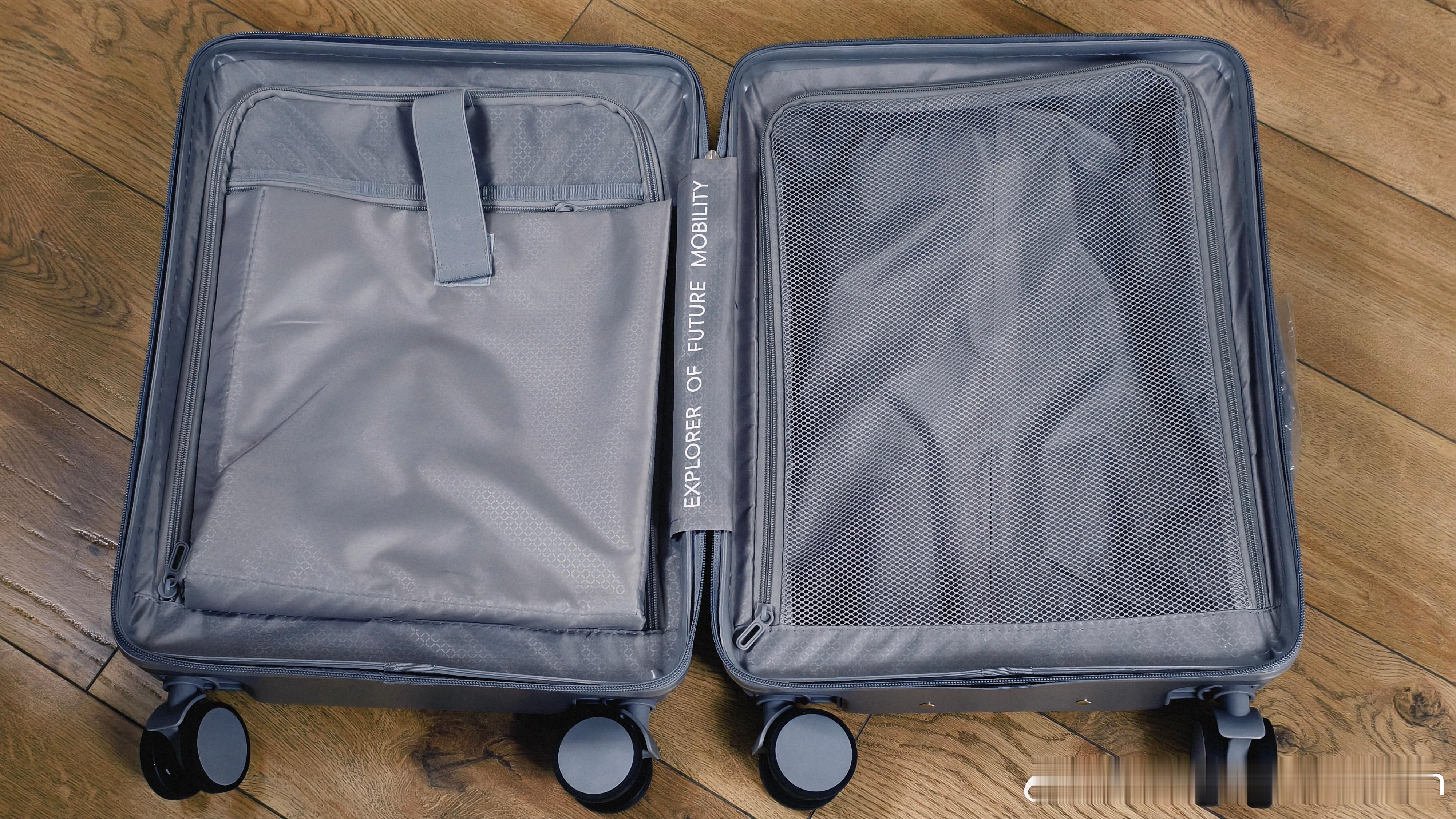 休息了一段时间，先抽个奖吧！✅小鹏汽车的旅行箱，关注+点赞即可。祝大家今年可以多