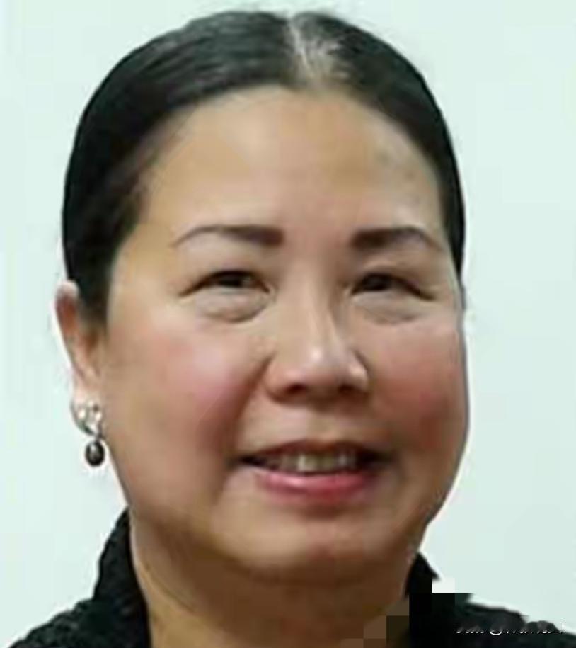 谁也没想到，美国安插在中国的“间谍头目”会是一位和蔼“大妈”。震惊的是，此人在国