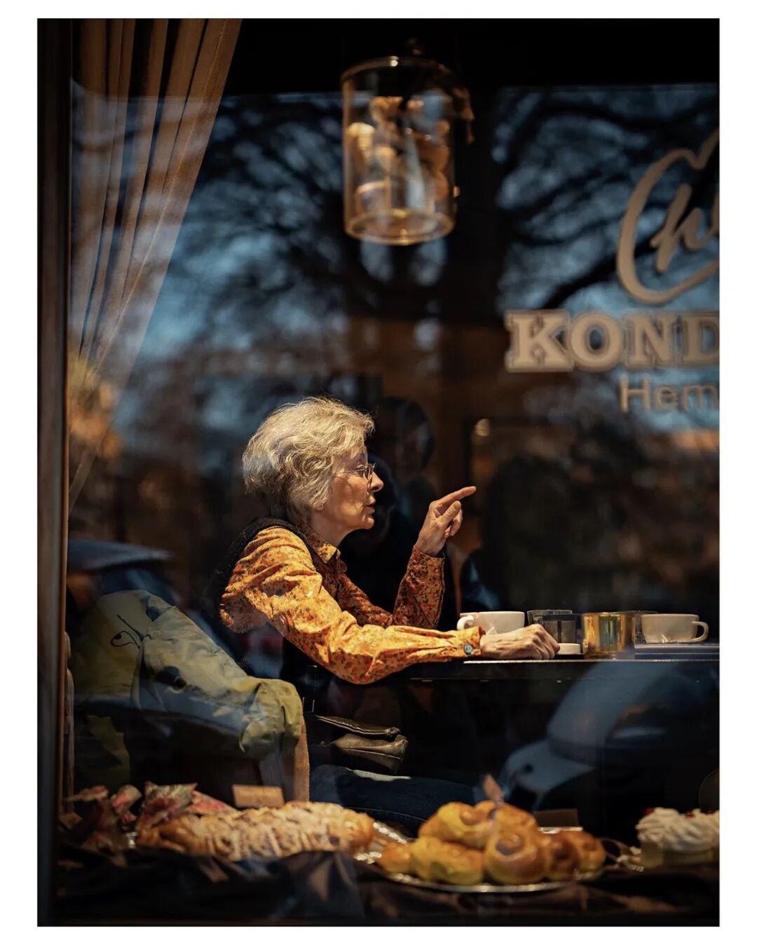 充满“电影感”的照片
瑞典摄影师：Fredrik Axling