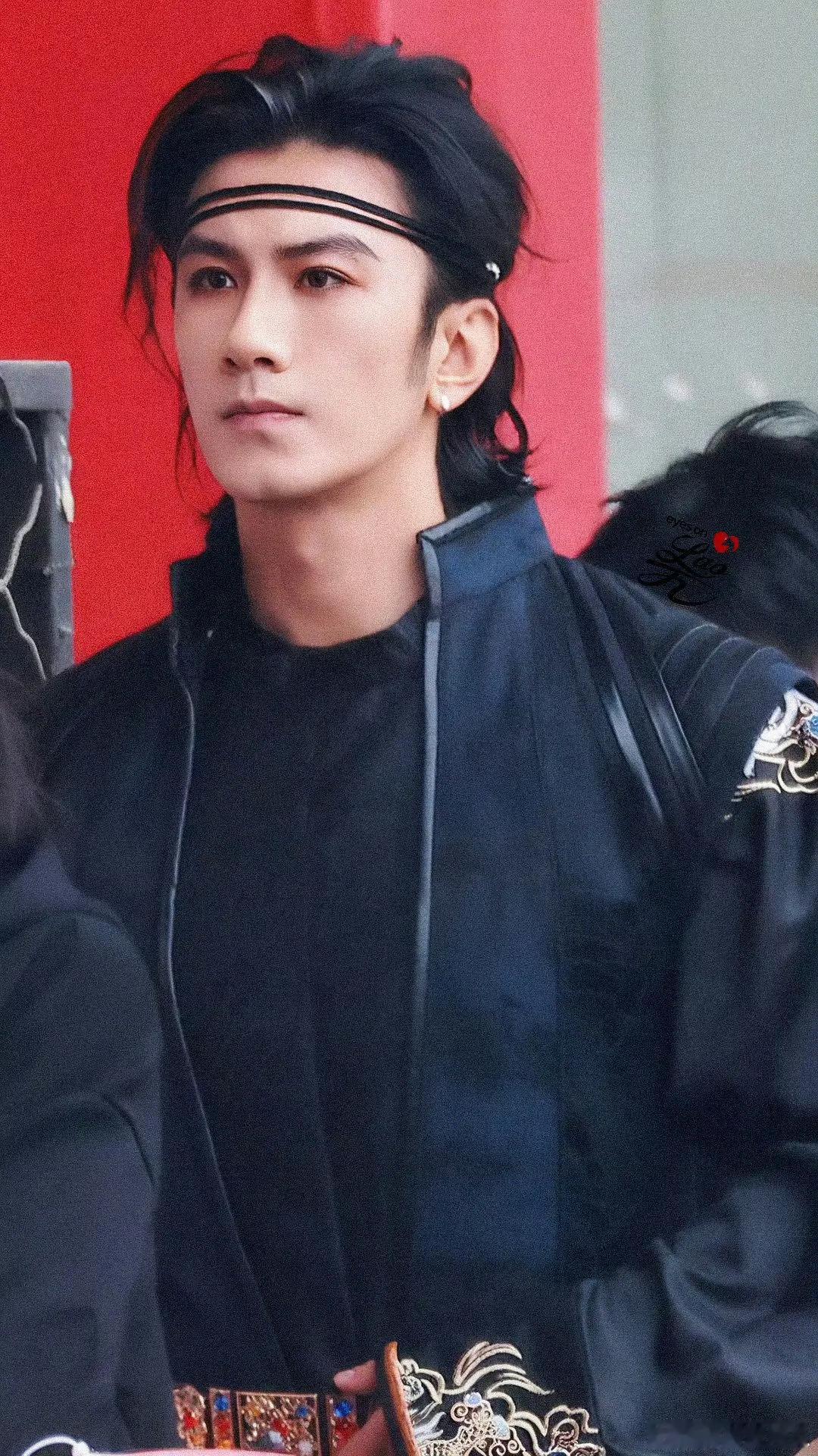 肖顺尧 韩网泡菜妹居然也喜欢这种硬朗浓颜系男人[点赞][点赞]真是帅哥统一审美[