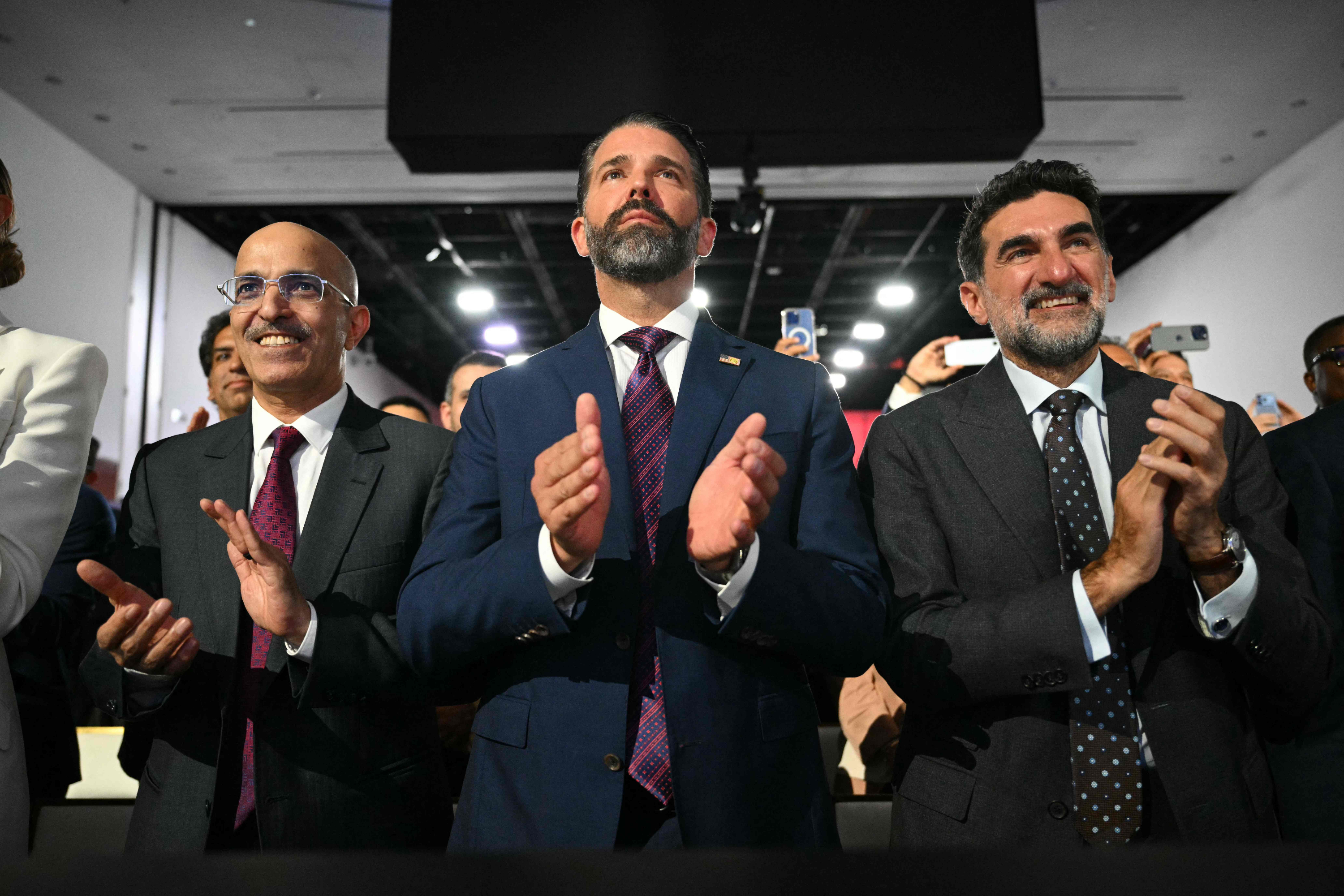 #小特朗普猛烈抨击欧盟#【特朗普长子在访问波黑期间批评欧盟】#小特朗普称欧洲是场