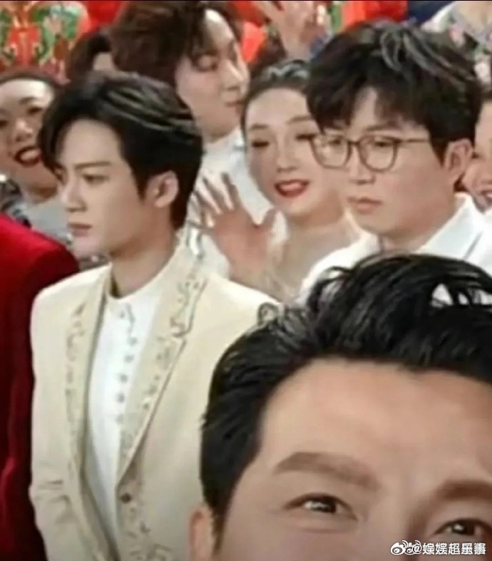 居然还有人不愿意上春晚的[允悲] ​​​