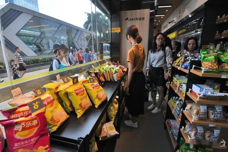 一个小区周围最火的商业，那便利店绝对算一个。大家日常缺个盐巴、饮料啥的，下楼就能