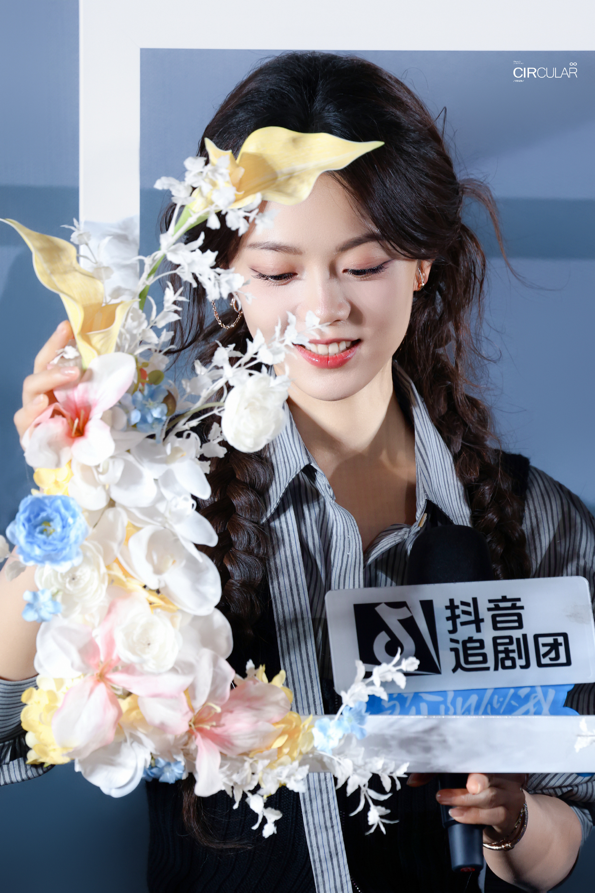 廿四乘风 麦芒破晓🌾赵今麦0929生日快乐 （拍戏与学业)这两者没有冲突，这是