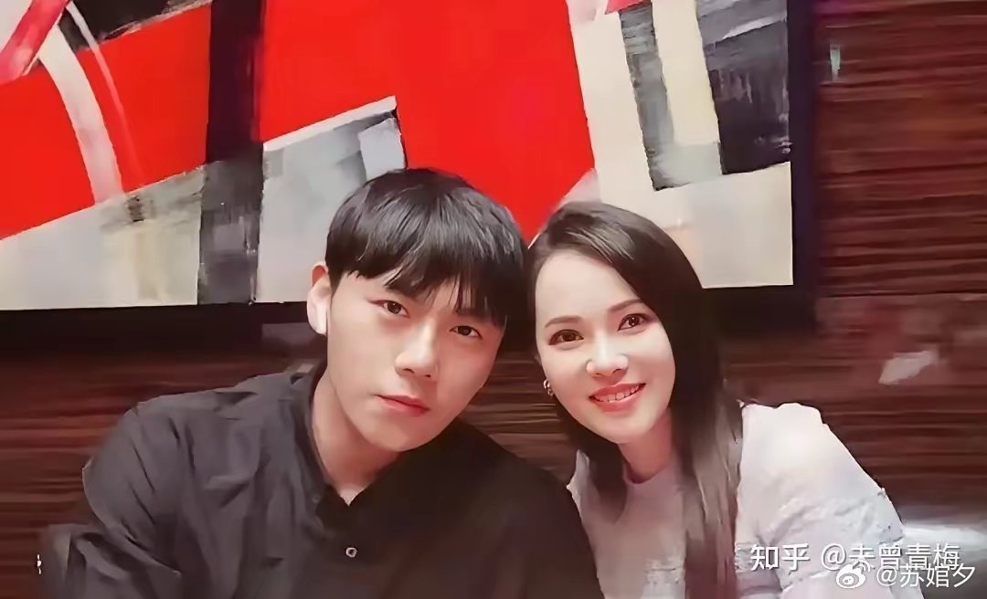 伊能静：我和秦昊“各过各”，婚姻十年的真相竟是……伊能静和秦昊的“战友式婚姻”以