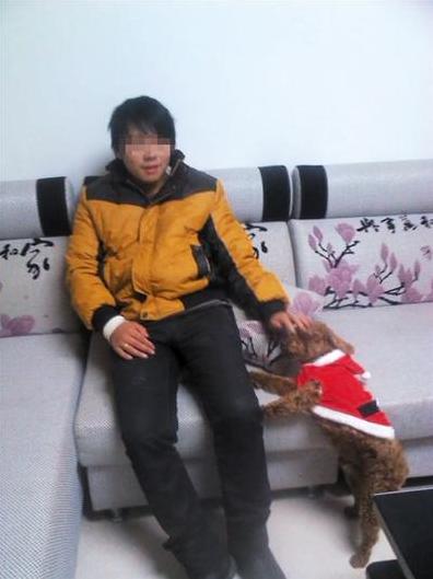 2014年，四川18岁小伙网购24支玩具枪被判无期徒刑，他在法庭上撕心裂肺对法官
