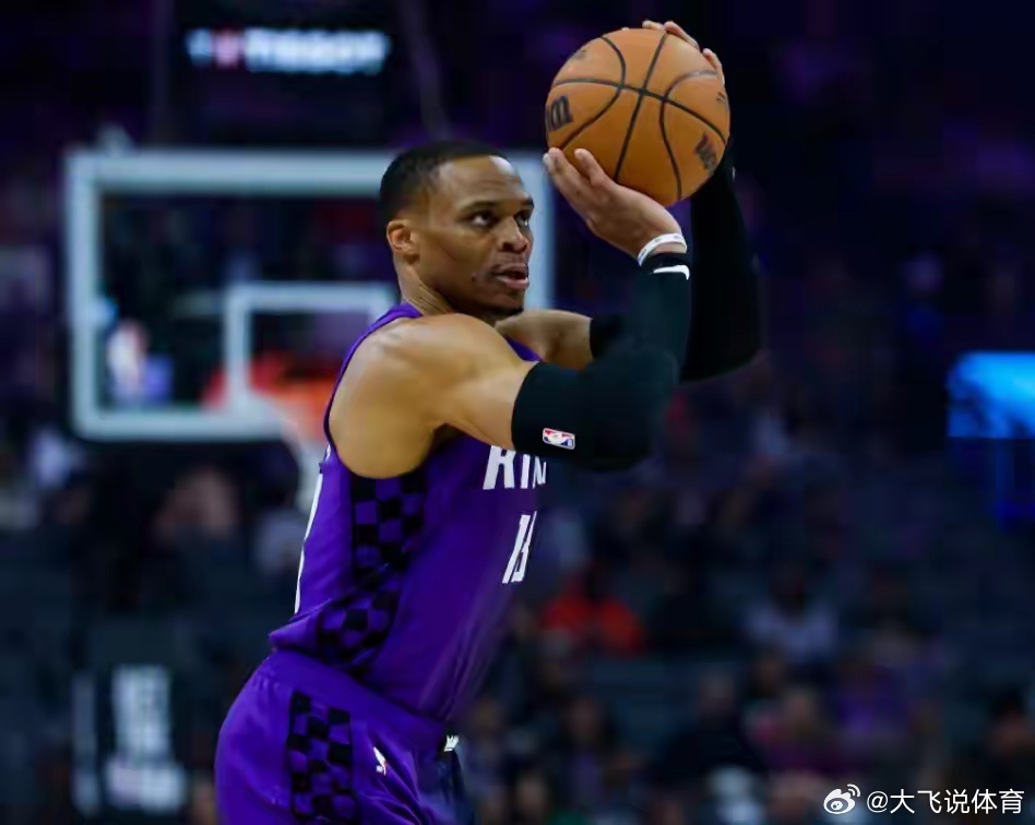 NBA常规赛继续进行，快船队坐镇主场，迎接国王队的挑战。国王队在威少的带领下，以