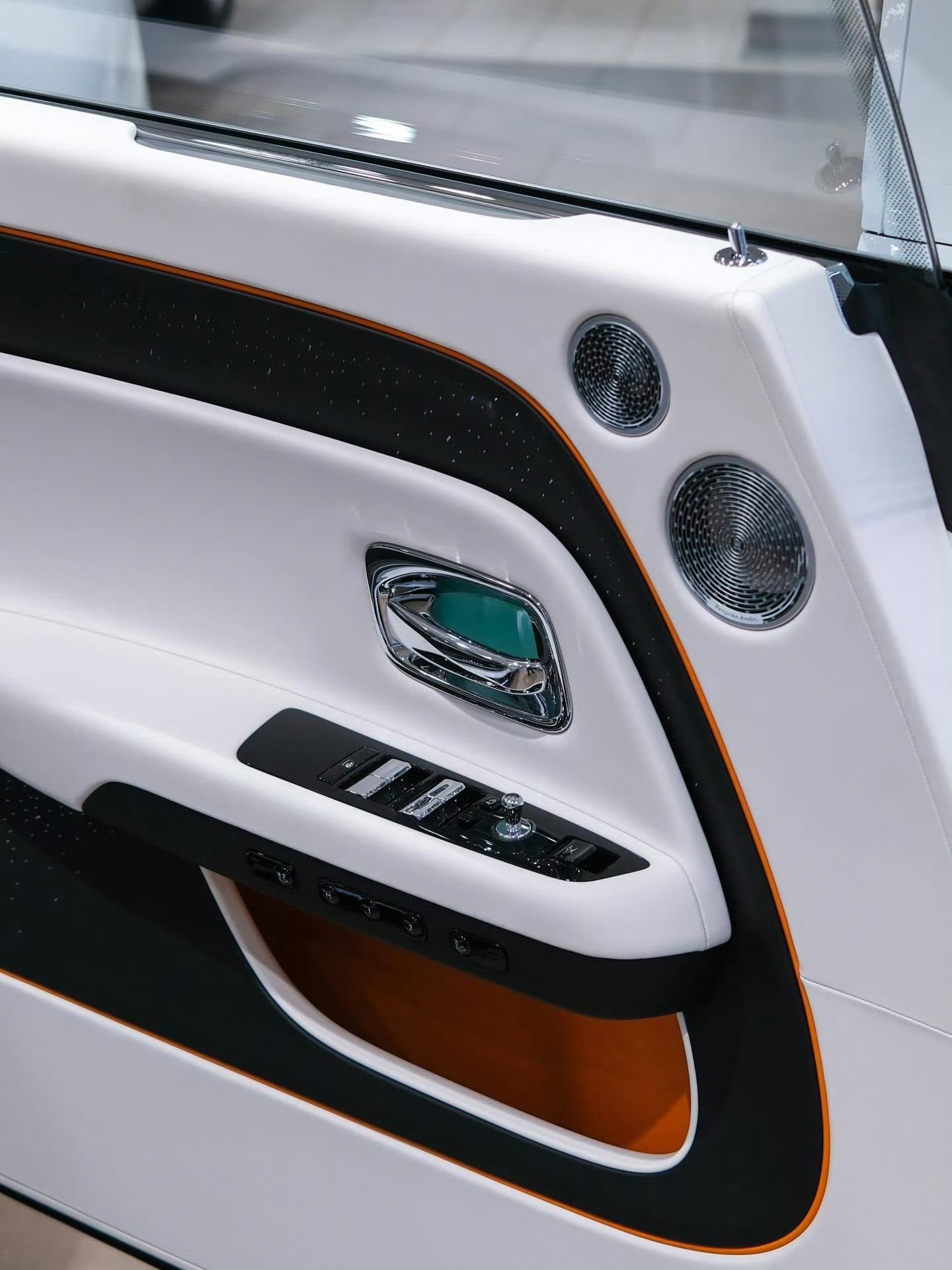 劳斯莱斯 Spectre 