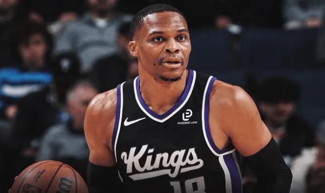 威少在他效力的7支球队，都能排进队史三双榜前10。• 雷霆：第1• 奇才：第1•