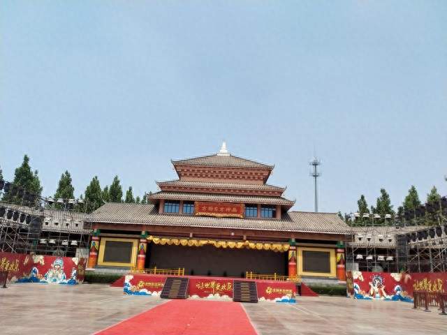 重阳节六小龄童现身济南！现场表演猴戏，一席话道出经典为何长红