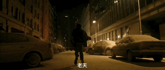 作为R级恐怖片，《生化危机：爆发夜》在“吓人”和“刺激”上的完成度，是近年大银幕