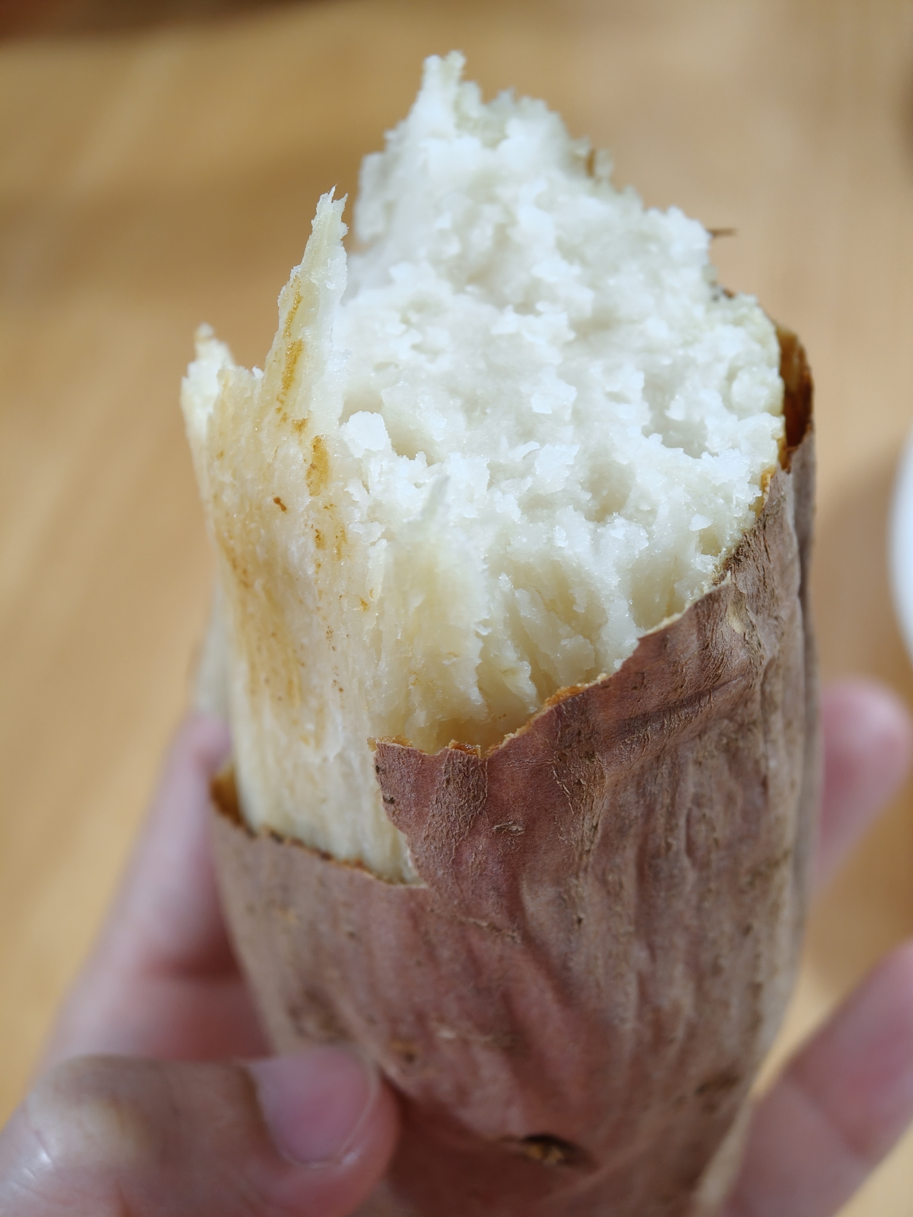 还是白薯好吃，干干的 