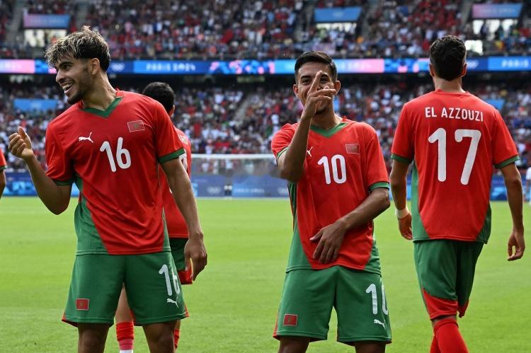 罗马诺：租期6个月，黄潜边锋阿克霍马奇即将租借加盟巴列卡诺足球 1月21日讯 据