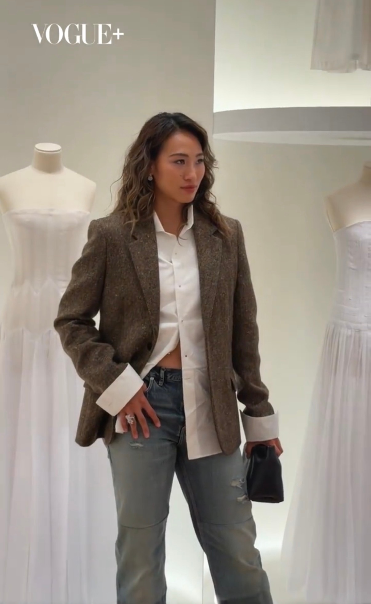 第一次看郑钦文穿西装哎郑钦文帅气西装