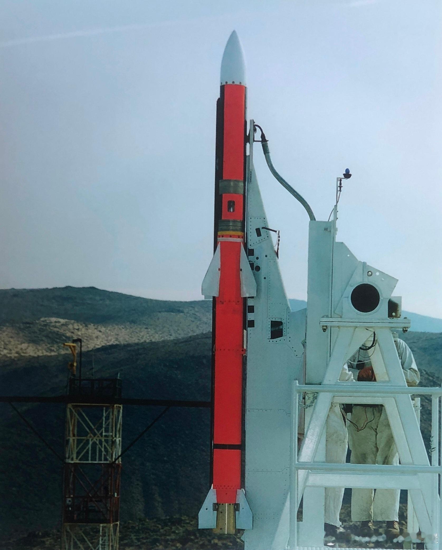 美军AIM-120空空导弹地面发射试验军事历史全触达 ​​​