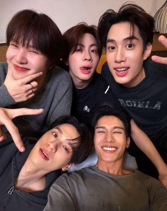 真好啊肯基拉🥰
哎哟我的妹妹好想你🫳🫳🫳
日思夜想的妹妹头回归惹🥰🥰