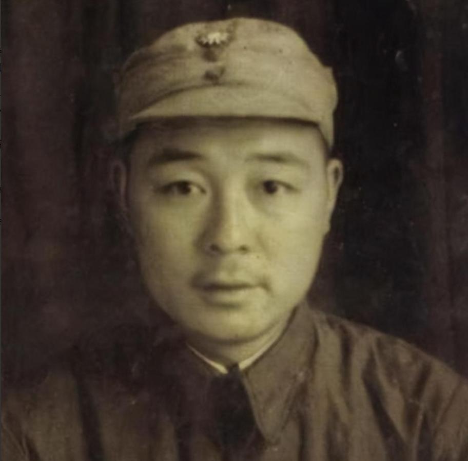 1949年，老乡捧着报纸找到鱼贩王光尧：快看，你儿子王尚荣竟已在青海当大官了！