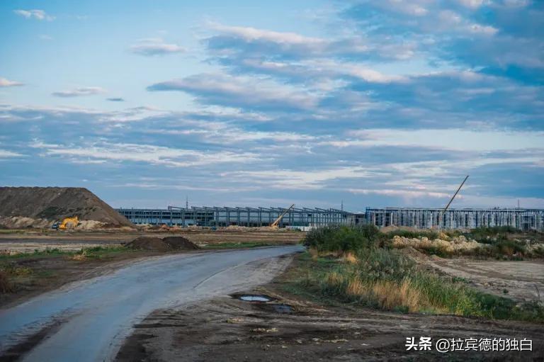 台湾退役中将帅化民近日在节目中抛出一个大胆判断：一旦大陆启动统一行动，菲律宾和日