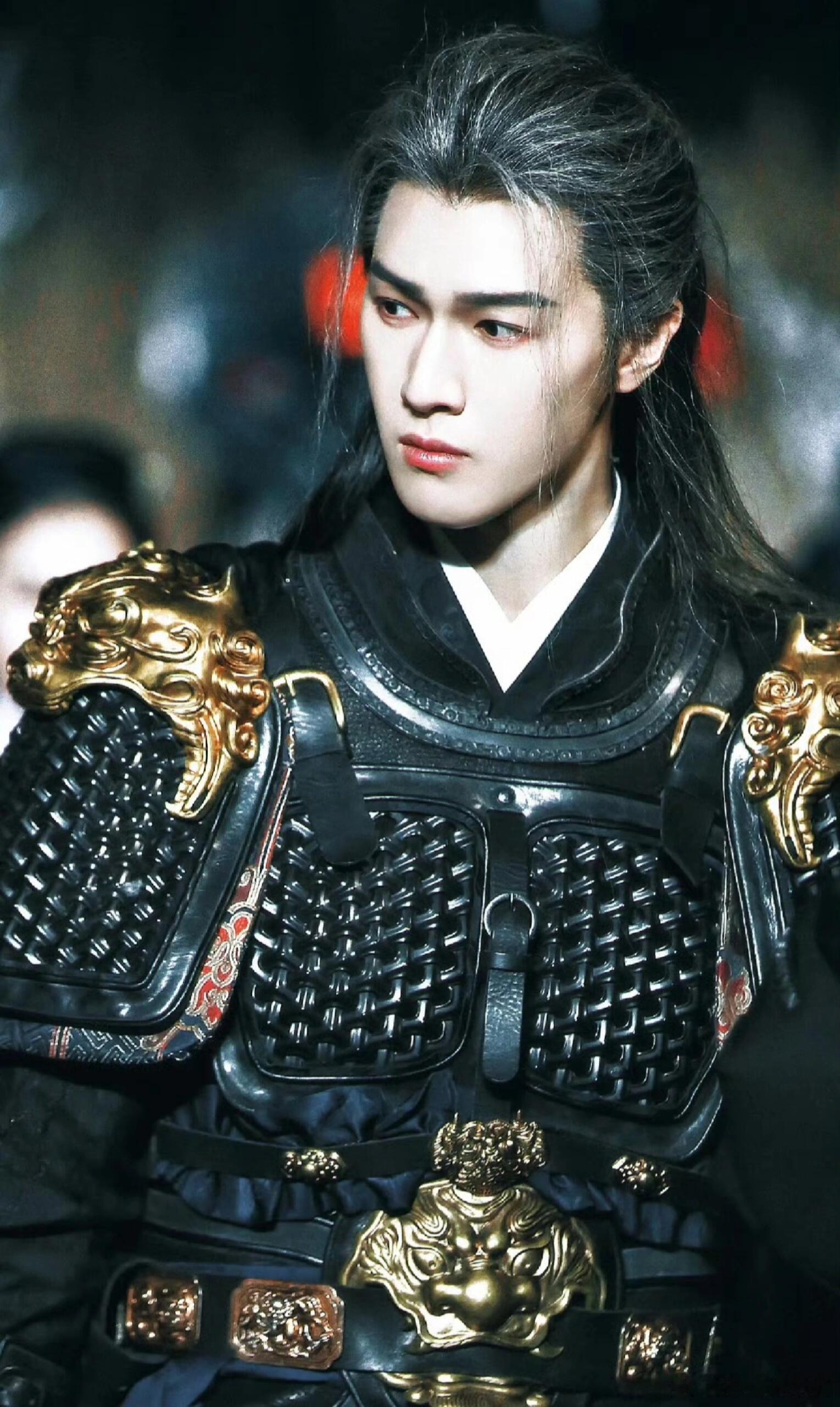 宋墨 左牵黄右擎昭 很久没看到古偶男主可以演出破碎感了||宋墨白发造型真的破碎感