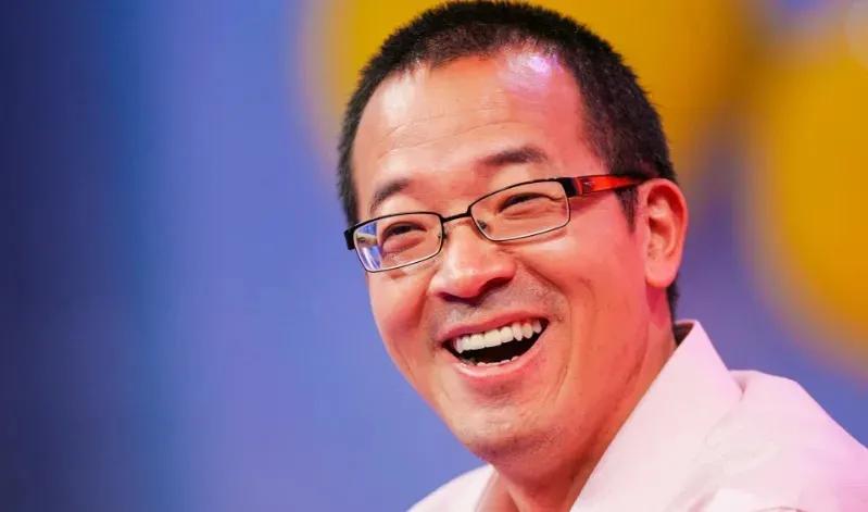 2021年, 新东方赔了2000亿后，很多人劝俞敏洪：