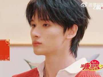 余宇涵表演全靠一张嘴余宇涵还是收红包的年纪 她演绎每一个角色时，嘴部的小动作让人