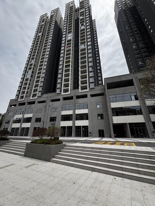 贵阳主城🏰南明这个楼盘成现房没想到6100了