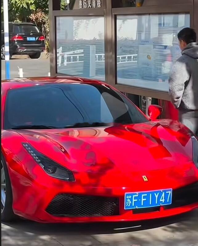 南通法拉利第312部。