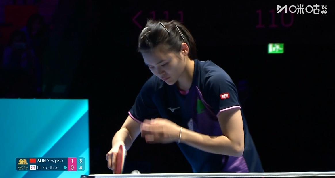 李昱谆的搏杀角度完全被莎莎给算死了，
侯英超直言：莎莎就是想用主动进攻来施压，