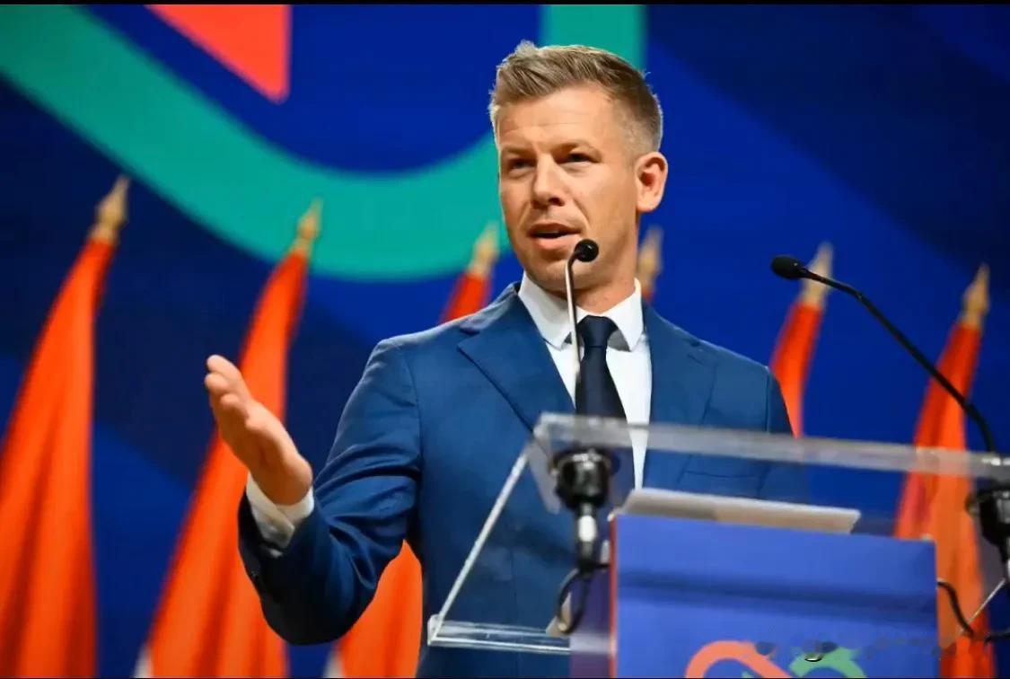 匈牙利总理彼得·马扎尔：

内塔尼亚胡一进入匈牙利就会被逮捕。

世界在觉醒……