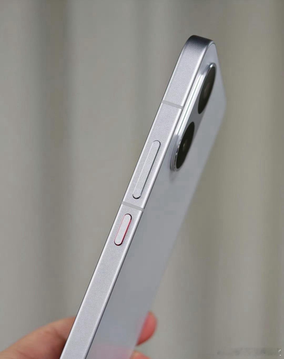 红米Turbo 5 Max甄姬实拍，外观你给几分