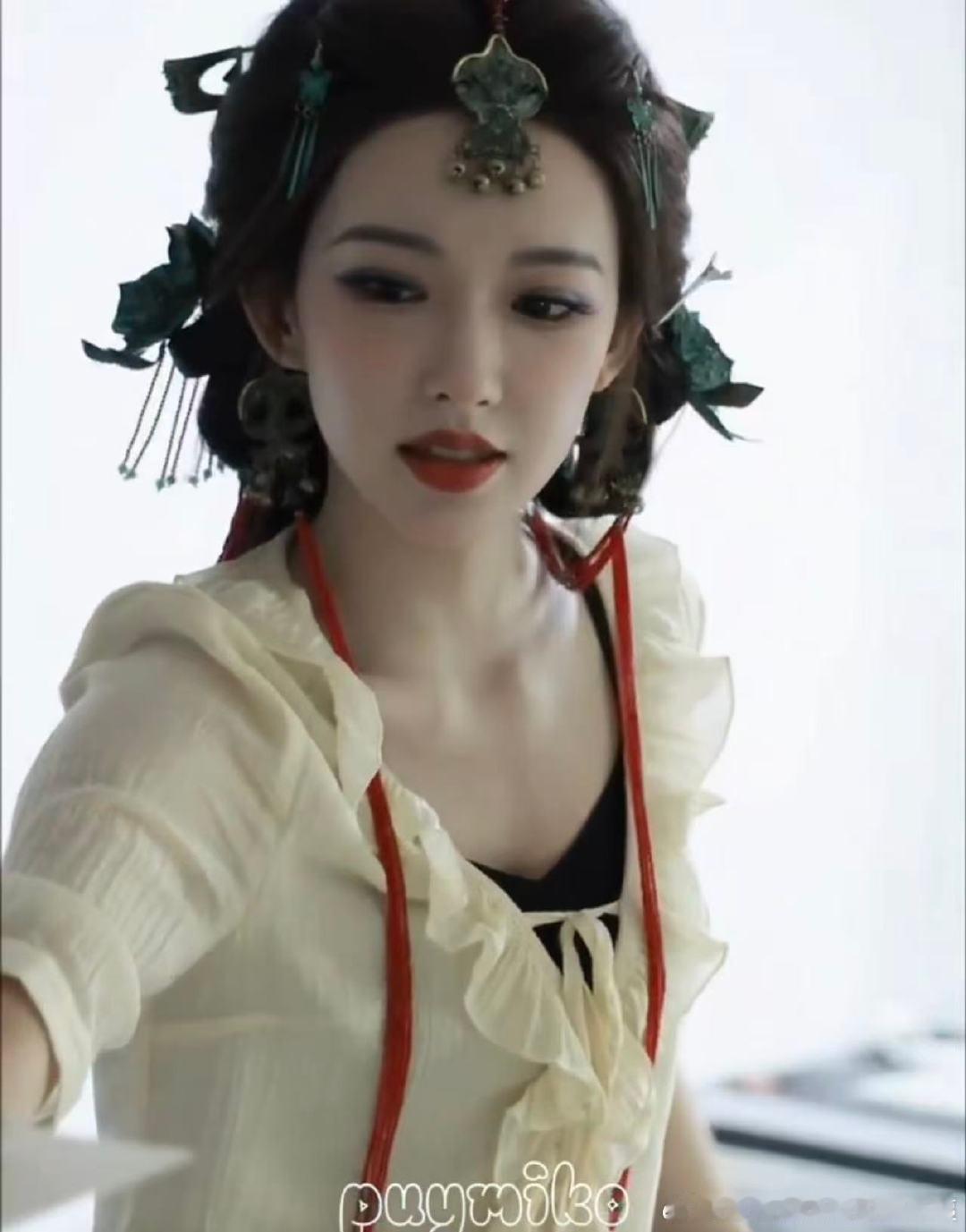 程潇浮生妆造程潇浮生妆造有！程潇浮生妆造路透