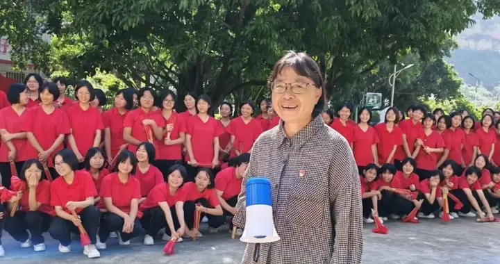 张桂梅在人民日报撰文