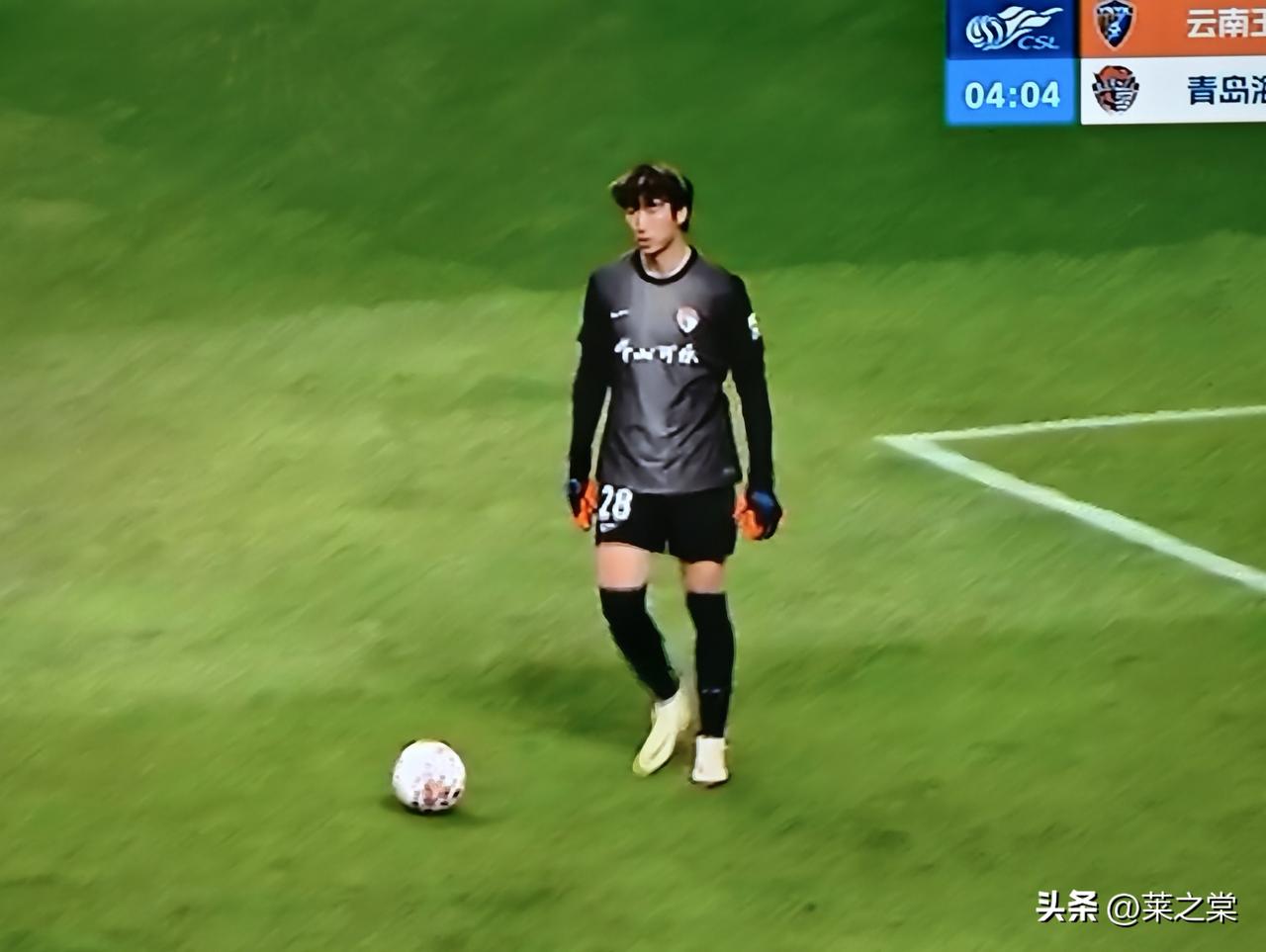 0：3，青岛海牛虽然上半场落后，有三点希望和两点不足。

一是青岛海牛进攻还是很