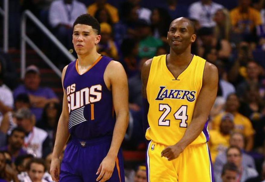 26岁的科比和26岁的布克谁更强？
布克作为联盟顶级得分后卫，打法和科比非常类似