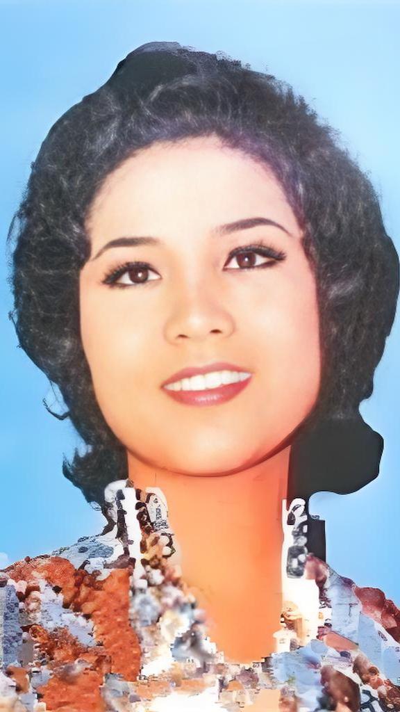 李亚萍，1950年生于中国台湾台北，知名女歌手、演员。1968年踏入歌坛，18岁