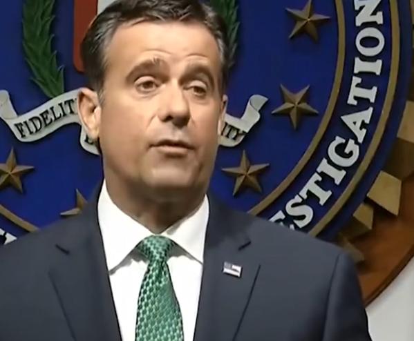 中国要防范俄罗斯！美国军机带着绝密窜访莫斯科，普京分得清事情轻重，马上把手头的活