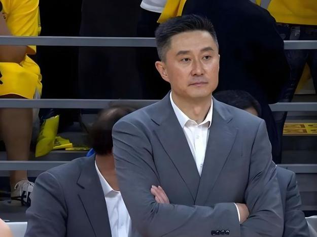 真惨！广东队球票打六折也卖不动。过去广东队季后赛是一票难求，票价被黄牛党炒到一两