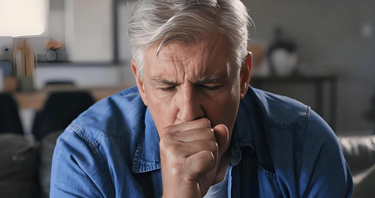 呼吸科主任：肺癌最危险信号，不是咳嗽，而是频出现这5种异常 
 
咳嗽，把太多人