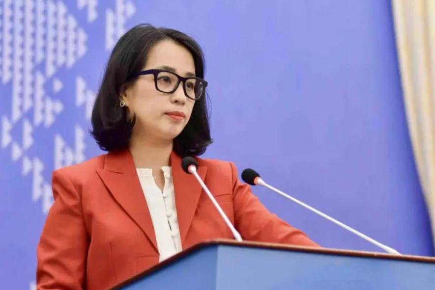 越南高层估计心里直发慌。

他怎么也想不到，7月12号美菲等14国刚把南海仲裁那